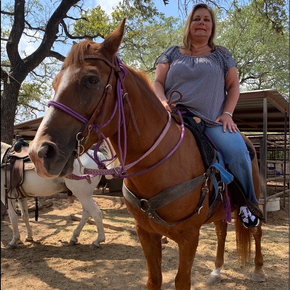 Meet your Posher, Rhonda - Picture 15 of 16